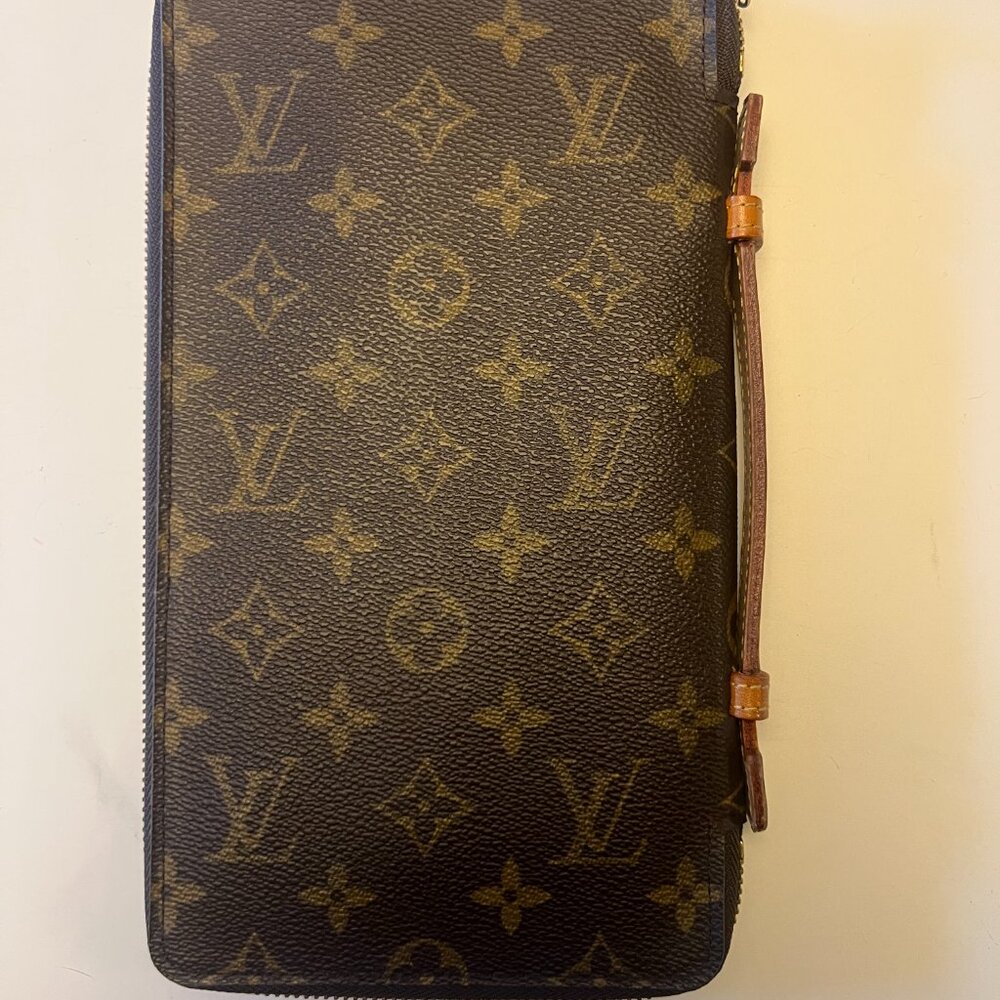 Louis Vuitton Voyage Organizer Wallet